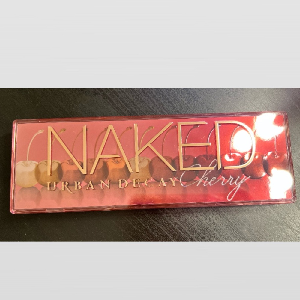 Urban Decay Naked Cherry palette 🍒